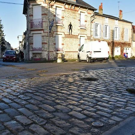 Le 11 Bis Villa Bourges Eksteriør bilde